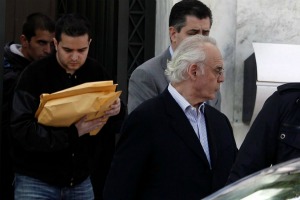 Premier homme politique grec arrêté pour corruption